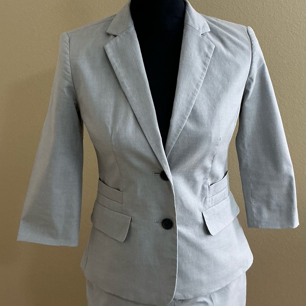 Banana Republic Light Gray Suits Set